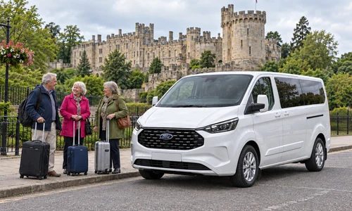 Professional taxi service from Warwick to Heathrow Airport